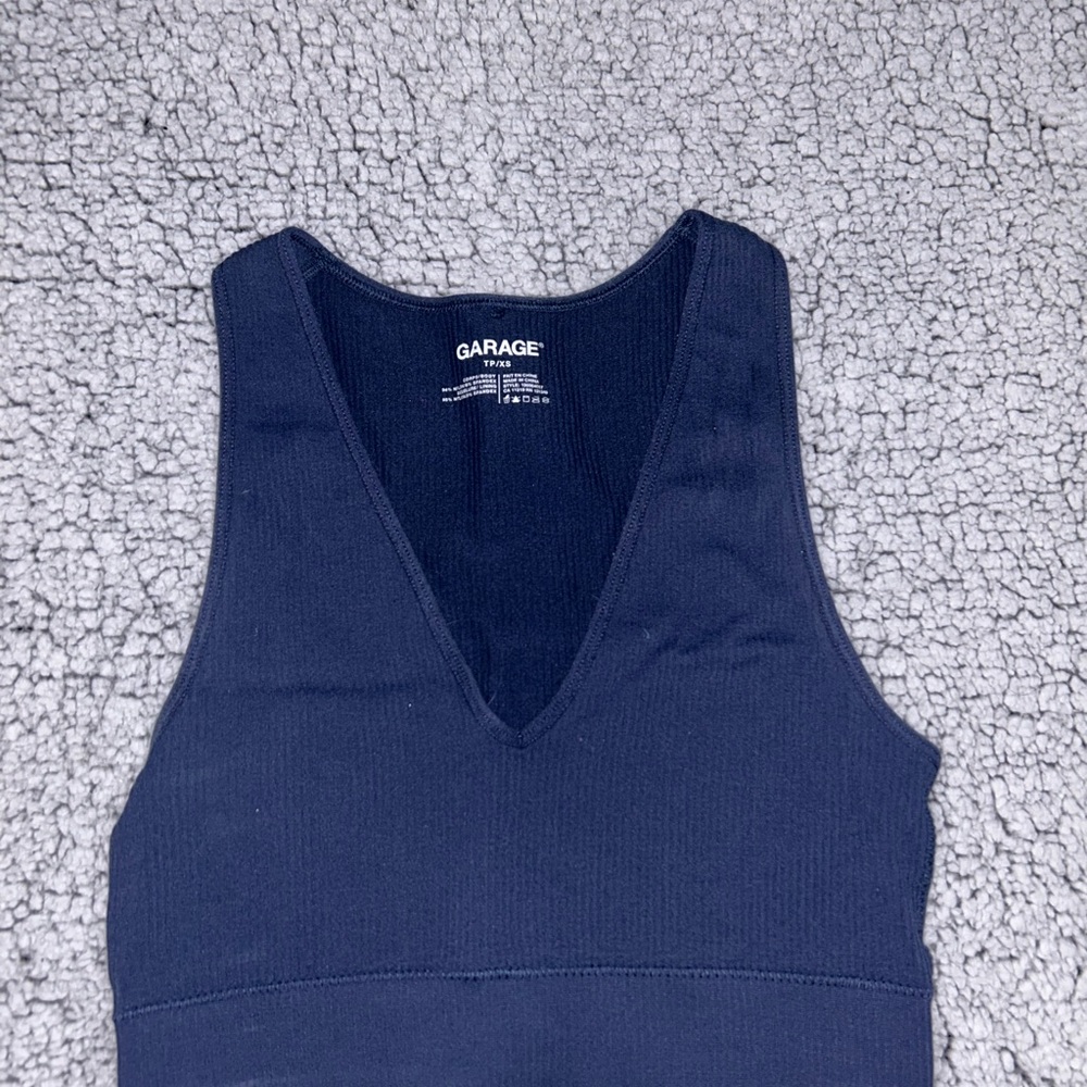 Seamless top